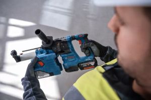 BOSCH GBH 185-LI Toz Emmeli Akülü Kırıcı Delici (Tozsuz Beton Delim İçin)