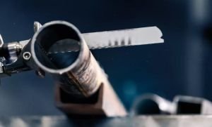 BOSCH PRO S 1137 BEF Metal Kesimi İçin Orta Hizmet Tilki Kuyruğu Testere Ucu 225 mm
