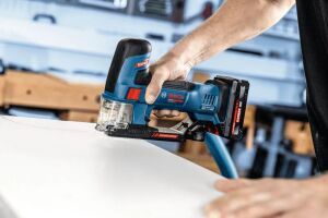 BOSCH EXPERT EXST 18V-155 S Akülü Dekupaj (Akü ve Şarj Aleti Hariç)
