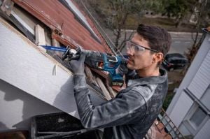 BOSCH GSA 185-LI 18 Volt Akülü Tilki Kuyruğu (Akü-Şarj Aleti Hariç)