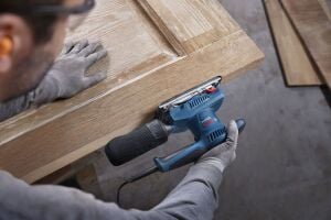 BOSCH GSS 20-18 A Titreşimli Zımpara Makinası 200 Watt