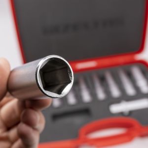 İZELTAŞ 1/4” Derin Lokma Anahtar Takımı 14 Parça (1108006010)