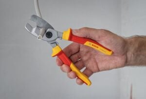 BOSCH Profesyonel 1000 Volt İzoleli 37 Parça El Aleti Seti (1600A02NG4)