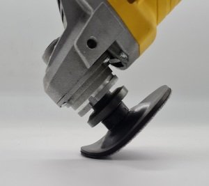 ﻿NEXON Esnek Cırtlı Zımpara Tabanı 90 mm  (Avuç Taşlamalar için)