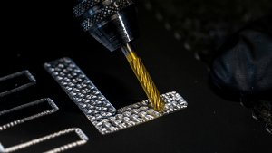 DREMEL MAX 9903DM Sert Malzemeler İçin Freze Ucu 3.2 mm (Titanyum kaplı)