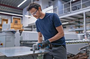 BOSCH GSC 18V-16 E Akülü Saç Kesme Makinası (Akü ve Şarj Aleti Hariç)
