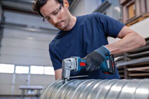 BOSCH GSC 18V-16 E Akülü Saç Kesme Makinası (Akü ve Şarj Aleti Hariç)