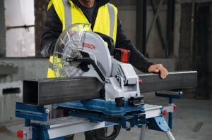 BOSCH GCD 18V-355 Şarjlı Elmas Testereli Profil Kesme Makinası (Akü ve Şarj Aleti Hariç)