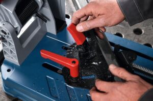 BOSCH GCD 18V-355 Şarjlı Elmas Testereli Profil Kesme Makinası (Akü ve Şarj Aleti Hariç)