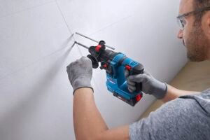 BOSCH GBH 18V-18 Akülü Kırıcı-Delici (Akü ve Şarj Aleti Hariç)