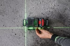 BOSCH GLL 18V-120-33 CG Akülü Yeşil Lazer Terazi 3x360 Derece 4.0 ah Tek Akülü