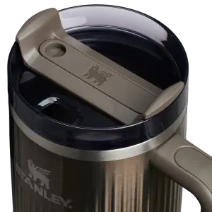 Stanley Quencher Fluted Pipetli Termos 1.18 Lt - Gunmetal Shine