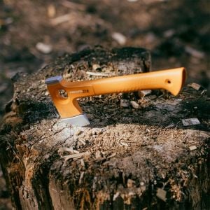 FISKARS X13 Ultra Hafif Kamp Baltası (1069101)