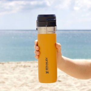 STANLEY GO Quick Flip Paslanmaz Çelik Termos 0.70 lt. (Turuncu)