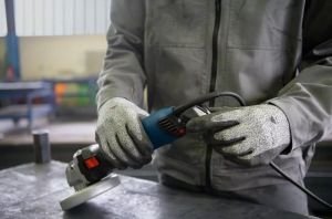 BOSCH GWS 17-125 S Avuç Taşlama 1700 Watt Devir Ayarlı (İnce Gövdeli)