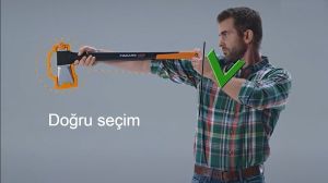 FISKARS (M) X24 Yarma Baltası 600 mm (1069106)