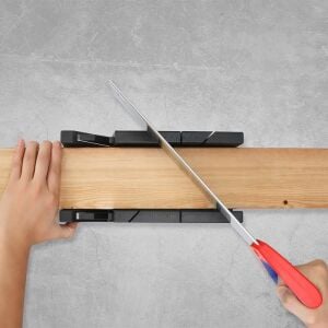 WORKPRO WP215029 300 mm Şevli Klampaj Gönyeli Kesme Kutusu