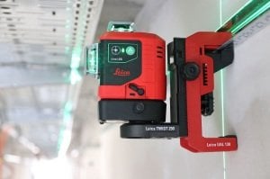 LEICA LINO L6G 3 Eksen 360 Derece Çapraz Çizgili Şarjlı Yeşil Lazer Terazi