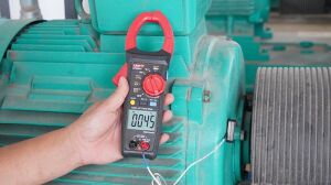 UNIT UT 206A Dijital Pensampermetre 1000 Amper AC