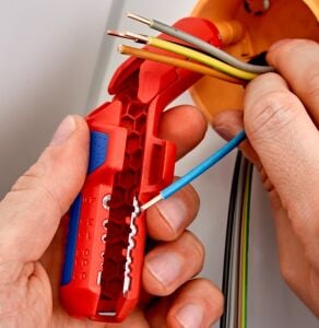 KNIPEX 169501 SB Üniversal Kablo Kılıfı Soyma Aleti(SAĞ)