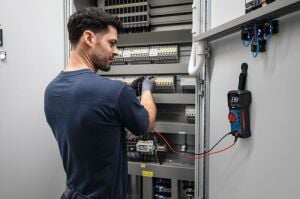 BOSCH EXPERT EXDM 600-17 Dijital Multimetre Elektrik Ölçü Aleti Avometre